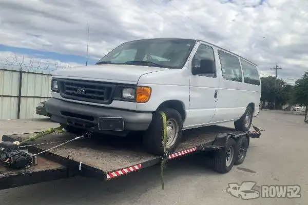 Photo of 2006 Ford Econoline