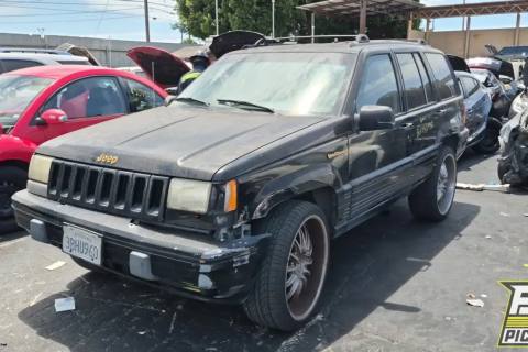 Photo of 1993 Jeep Grand Cherokee