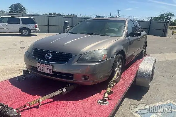 Photo of 2005 Nissan Altima