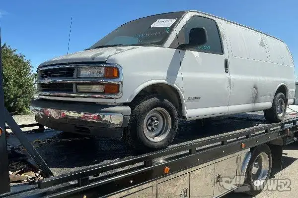 Photo of 2001 Chevrolet Express