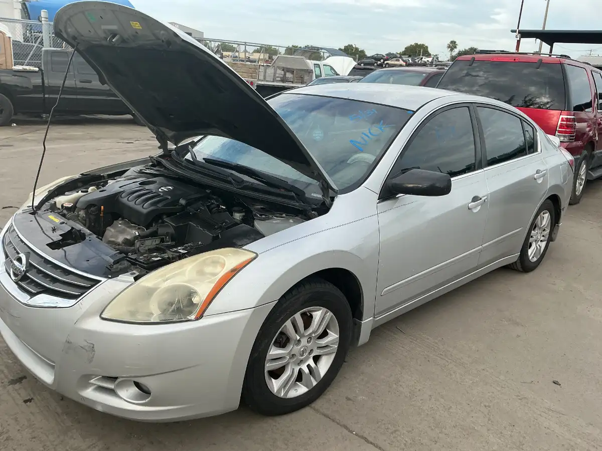 Photo of 2012 Nissan Altima