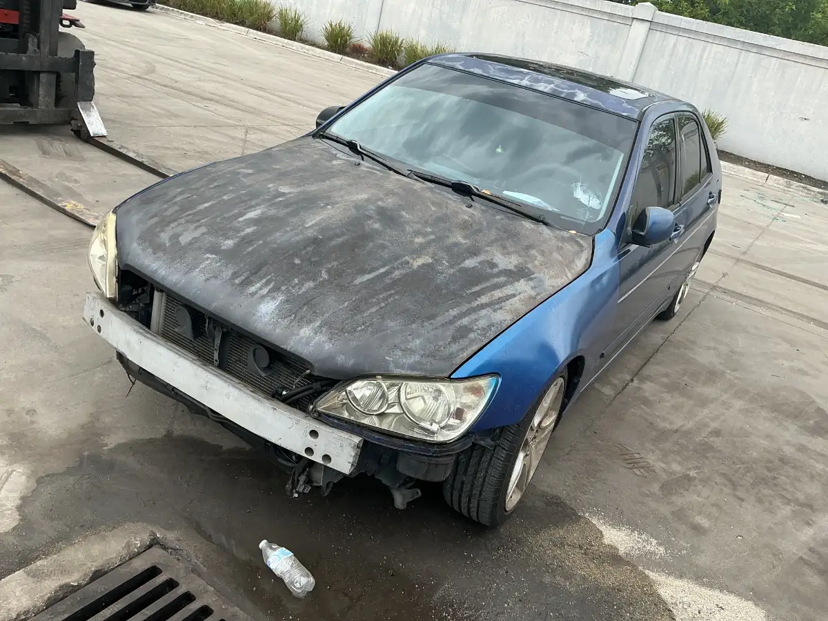 Photo of 2003 Lexus Is 300