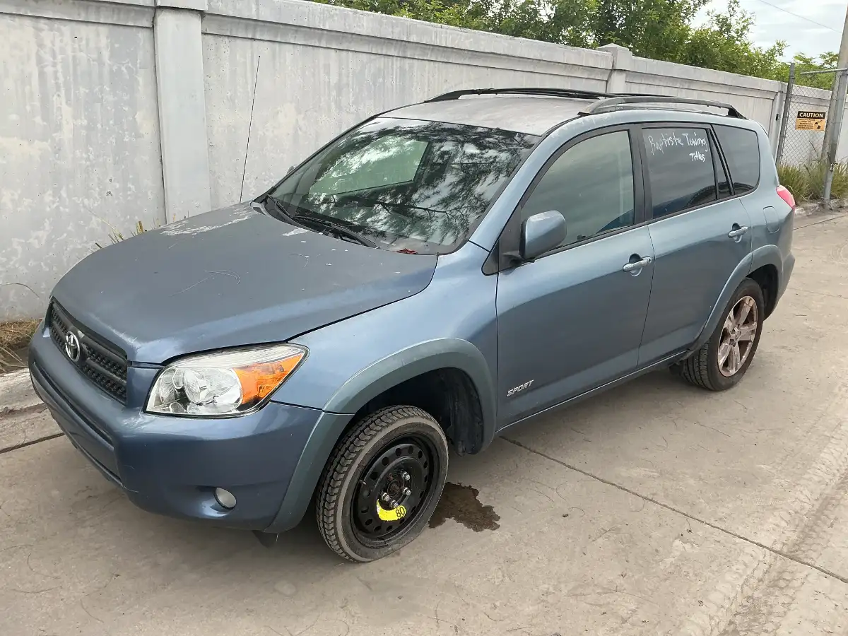 Photo of 2006 Toyota Rav4