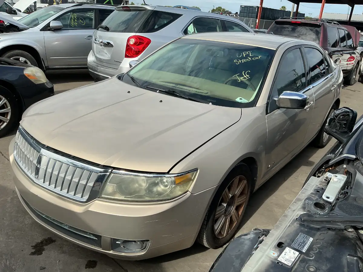 Photo of 2008 Lincoln Mkz