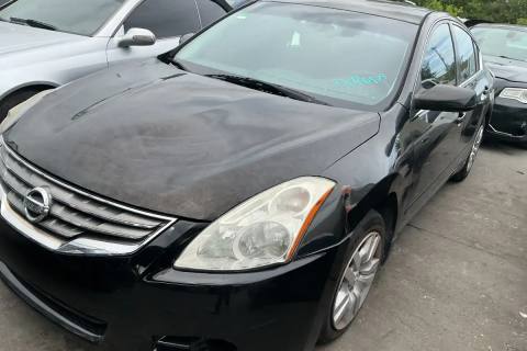 Photo of 2010 Nissan Altima