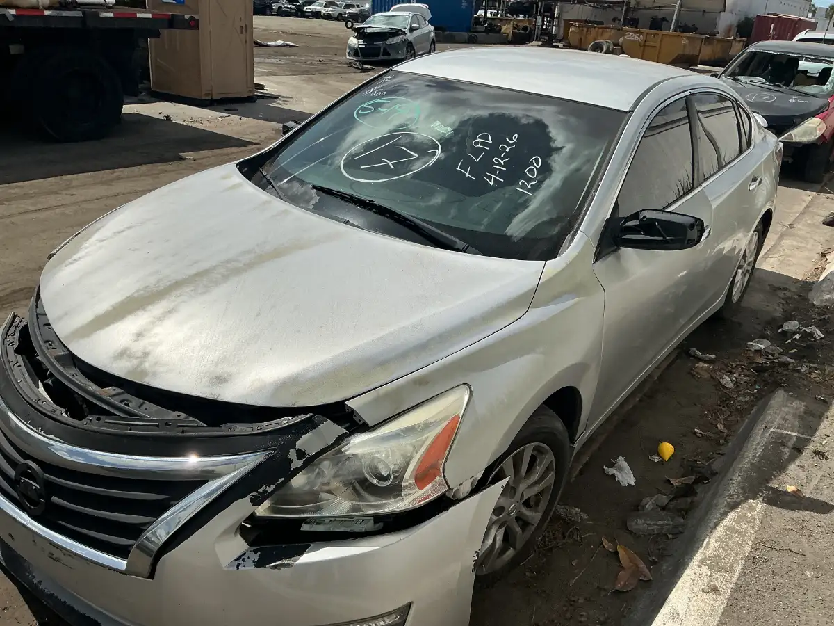 Photo of 2014 Nissan Altima