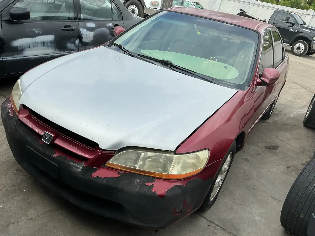 Photo of 2000 Honda Accord