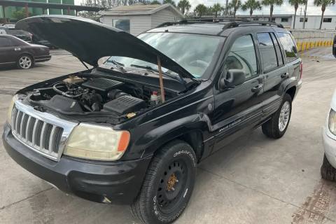Photo of 2004 Jeep Grand Cherokee