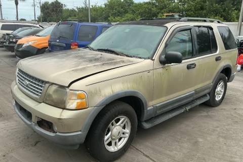 Photo of 2003 Ford Explorer