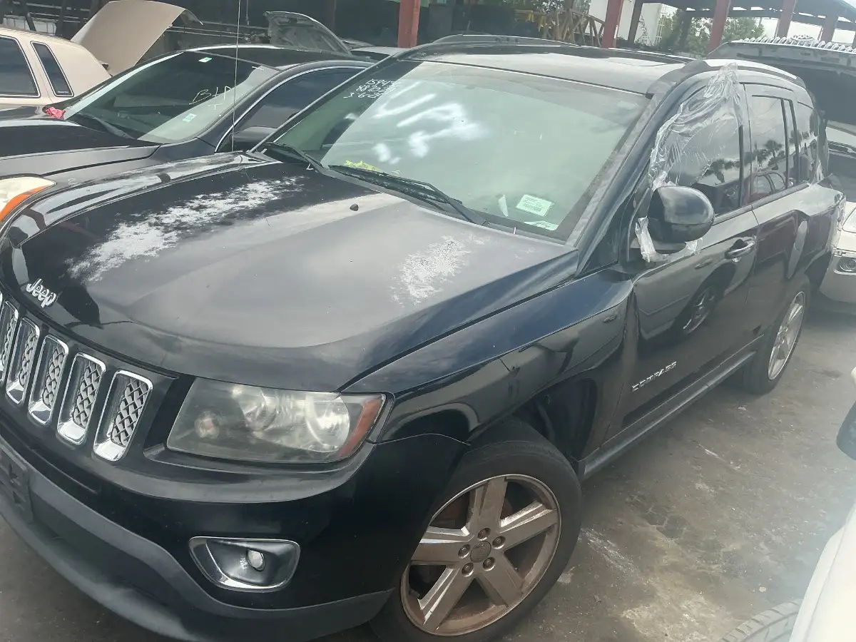 Photo of 2014 Jeep Compass