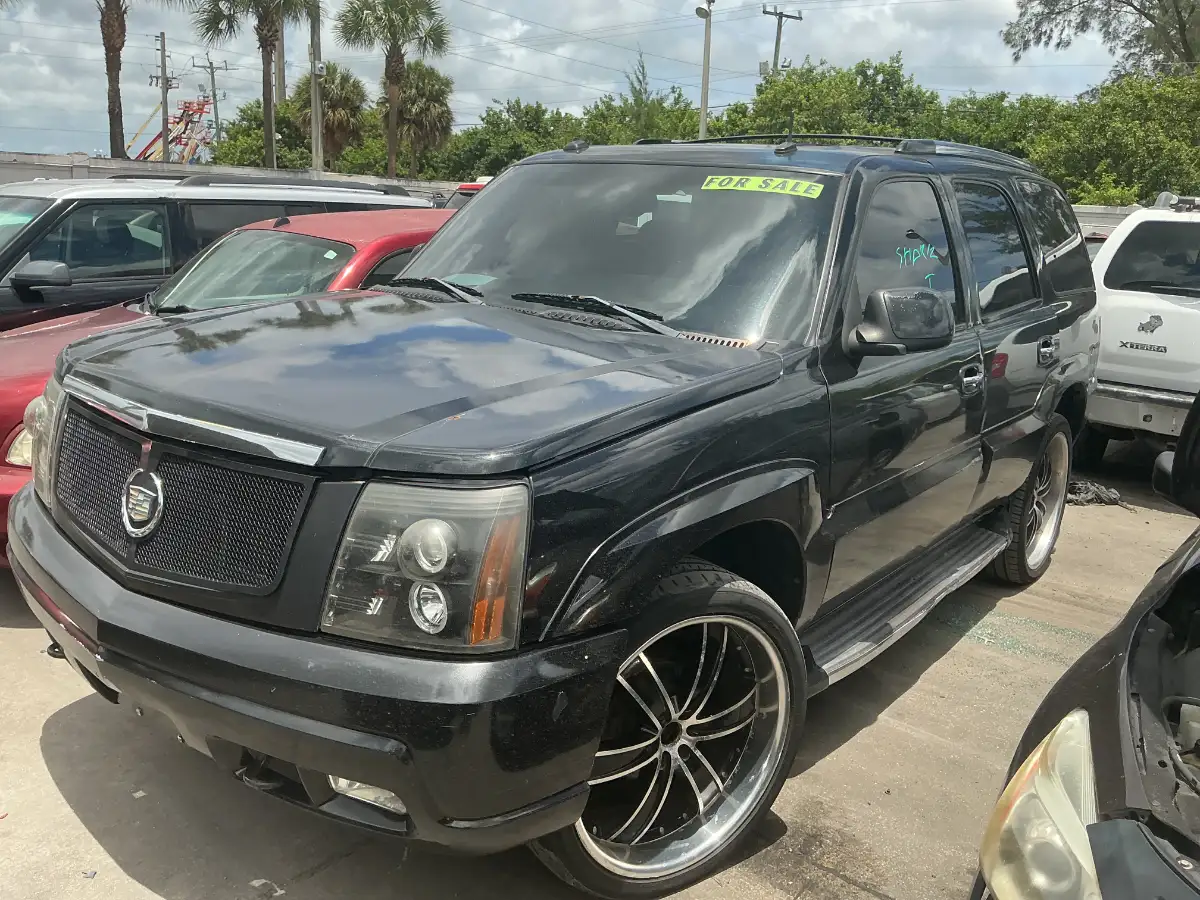 Photo of 2003 Cadillac Escalade