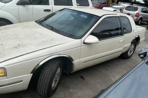 Photo of 1996 Mercury Cougar