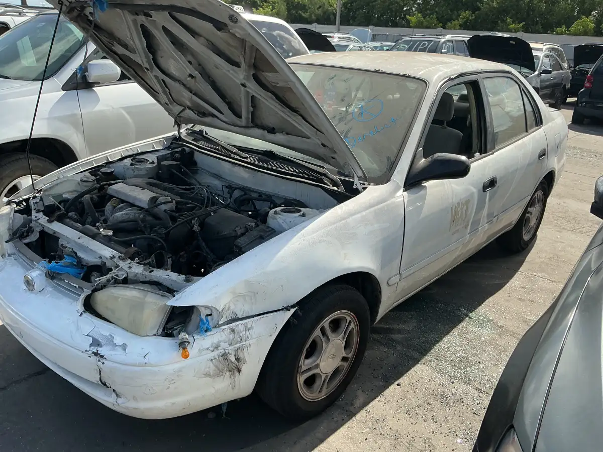 Photo of 1999 Chevrolet Prizm