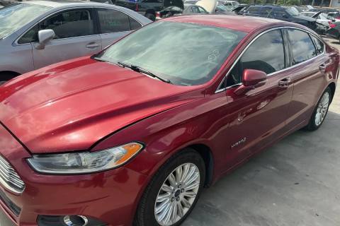 Photo of 2015 Ford Fusion Hybrid