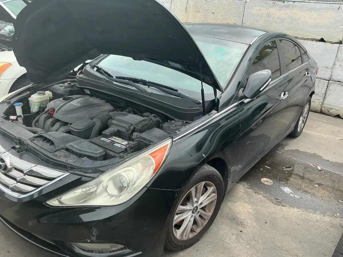 Photo of 2013 Hyundai Sonata