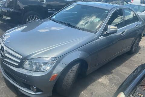 Photo of 2009 Mercedes-Benz C-Class