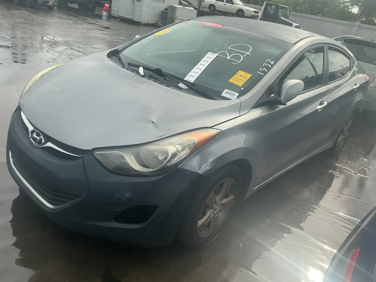 Photo of 2013 Hyundai Elantra