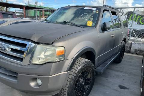 Photo of 2012 Ford Expedition