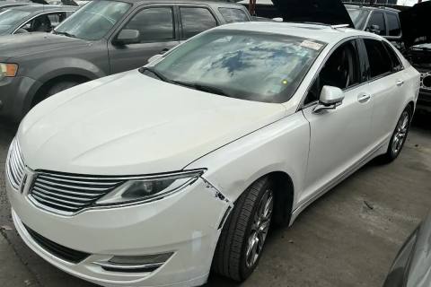 Photo of 2014 Lincoln Mkz