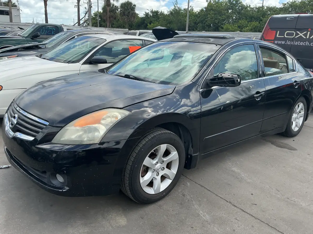 Photo of 2009 Nissan Altima