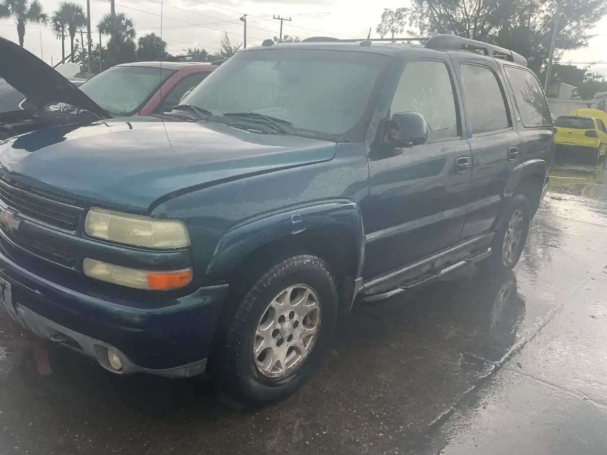 Photo of 2005 Chevrolet Tahoe