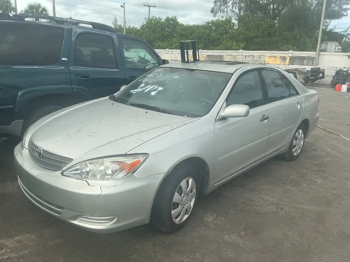 Photo of 2003 Toyota Camry