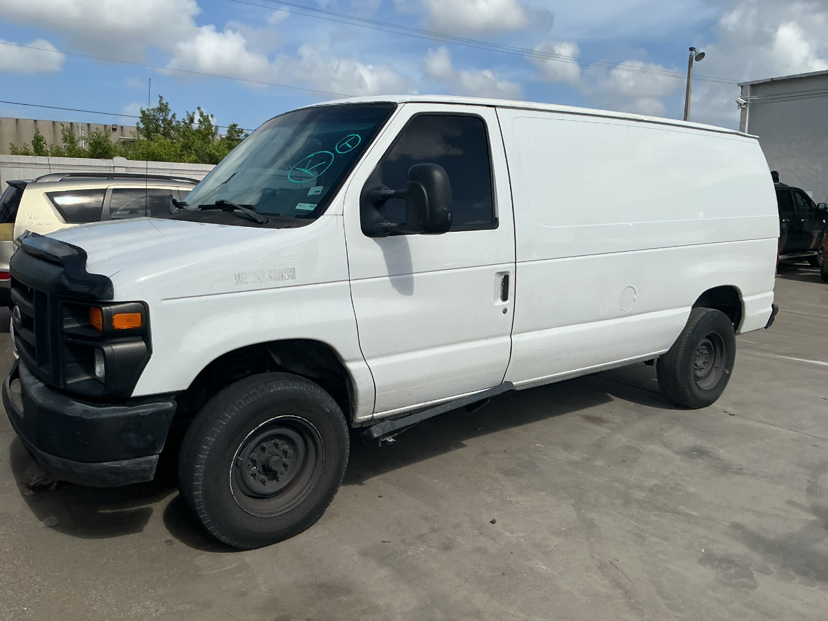 Photo of 2008 Ford Econoline