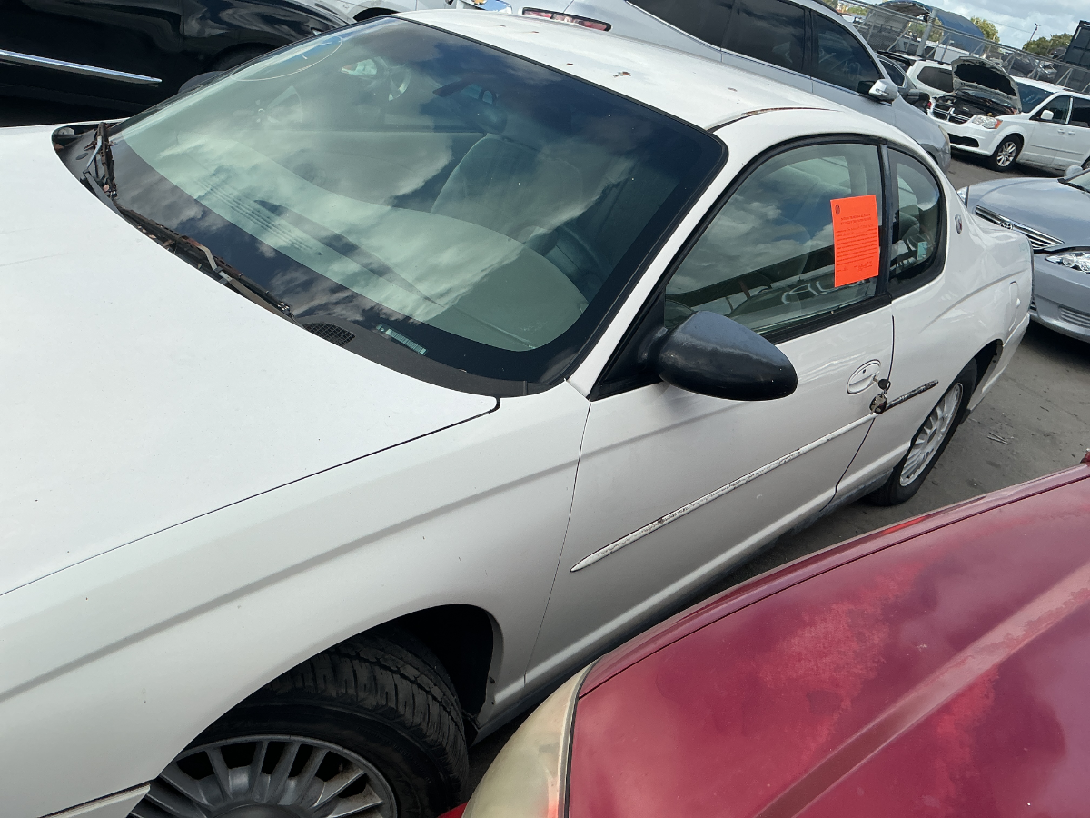 Photo of 2001 Chevrolet Monte Carlo