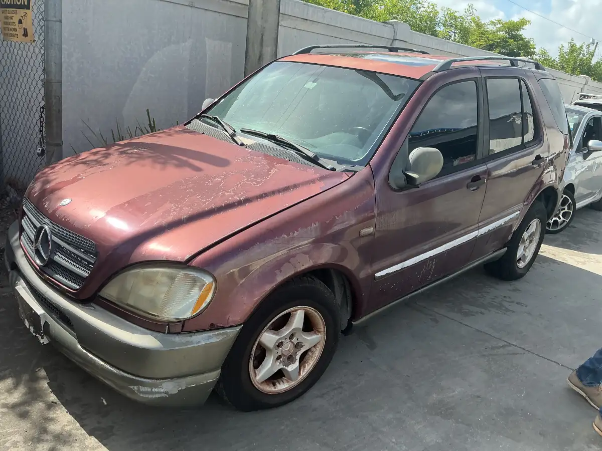Photo of 1999 Mercedes-Benz M-Class