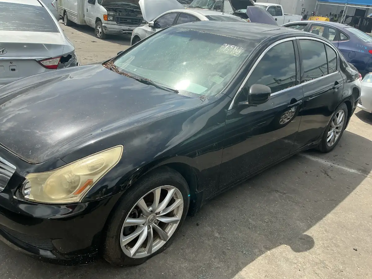 Photo of 2009 Infiniti G37