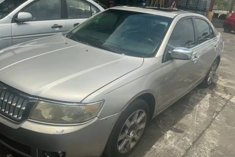 Photo of 2007 Lincoln Mkz