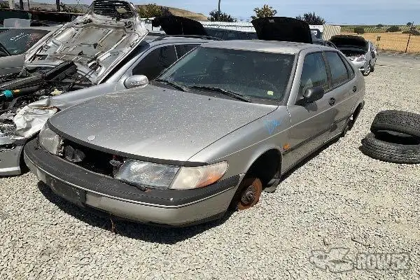 Photo of 1997 Saab 900