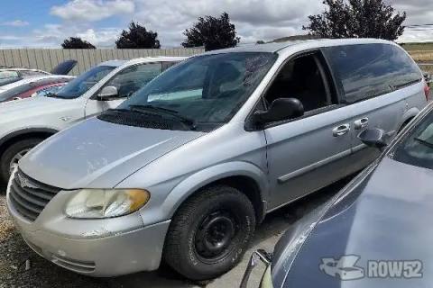 Photo of 2006 Chrysler Town & Country
