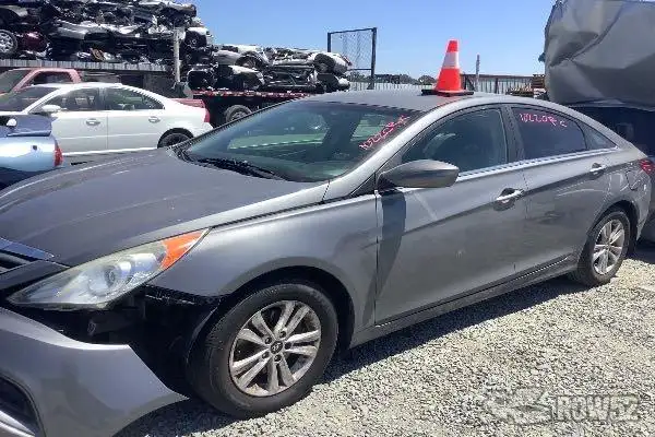 Photo of 2013 Hyundai Sonata