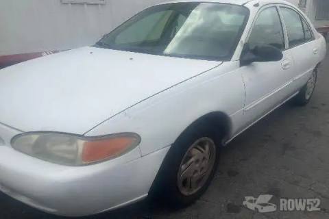 Photo of 2001 Ford Escort