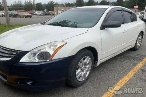 Photo of 2010 Nissan Altima