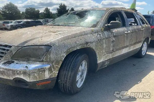 Photo of 2005 Chrysler Pacifica