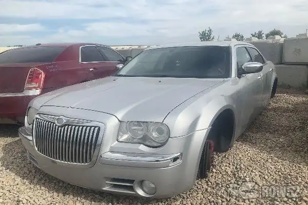 Photo of 2008 Chrysler 300 LX