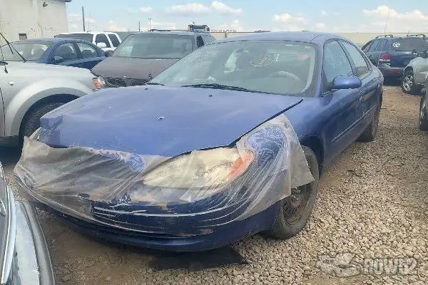 Photo of 2003 Ford Taurus