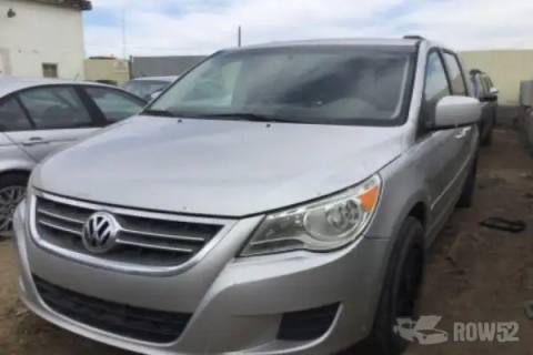 Photo of 2011 Volkswagen Routan