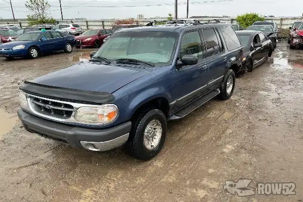Photo of 2000 Ford Explorer