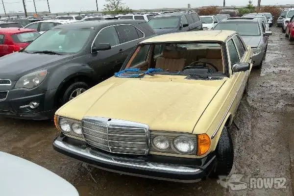 Photo of 1978 Mercedes-Benz 300