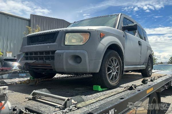 Photo of 2005 Honda Element