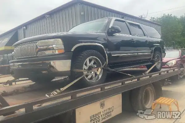 Photo of 2003 Chevrolet Suburban