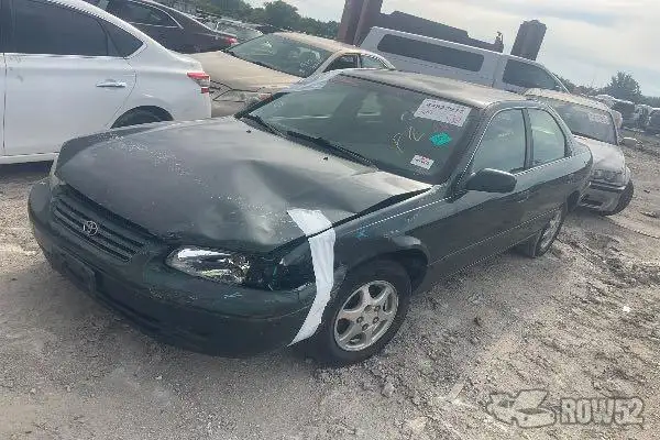 Photo of 1999 Toyota Camry