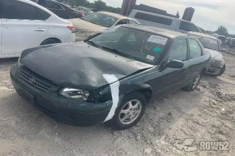 Photo of 1999 Toyota Camry