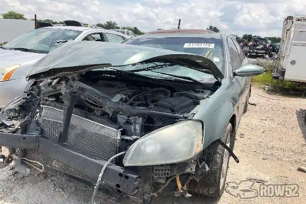 Photo of 2005 Nissan Altima