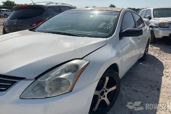 Photo of 2010 Nissan Altima