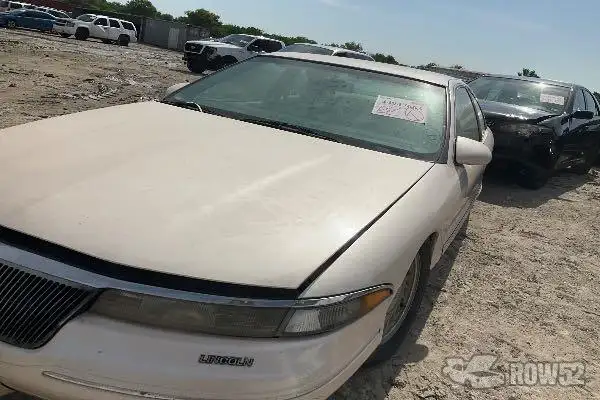 Photo of 1996 Lincoln Mark VIII