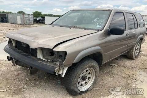Photo of 2001 Nissan Pathfinder